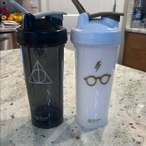 BlenderBottle Shaker Cup Set - Harry Potter Black and White.   NWOT